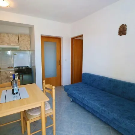 Apartment Kustici 4086b Mandre